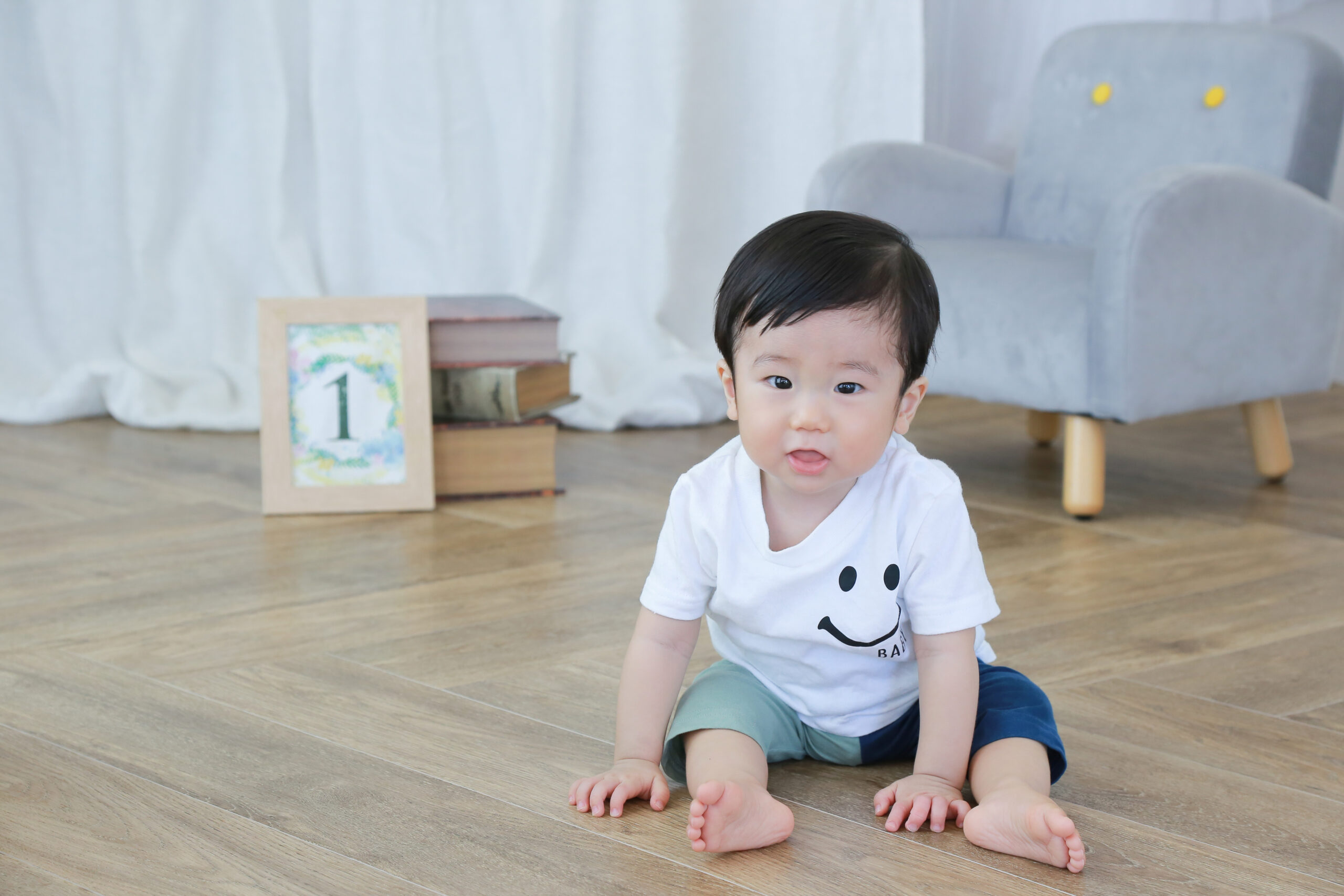 誕生　１歳　バースデイ　写真館　フォトスタジオ　上越　アニーズスタジオ