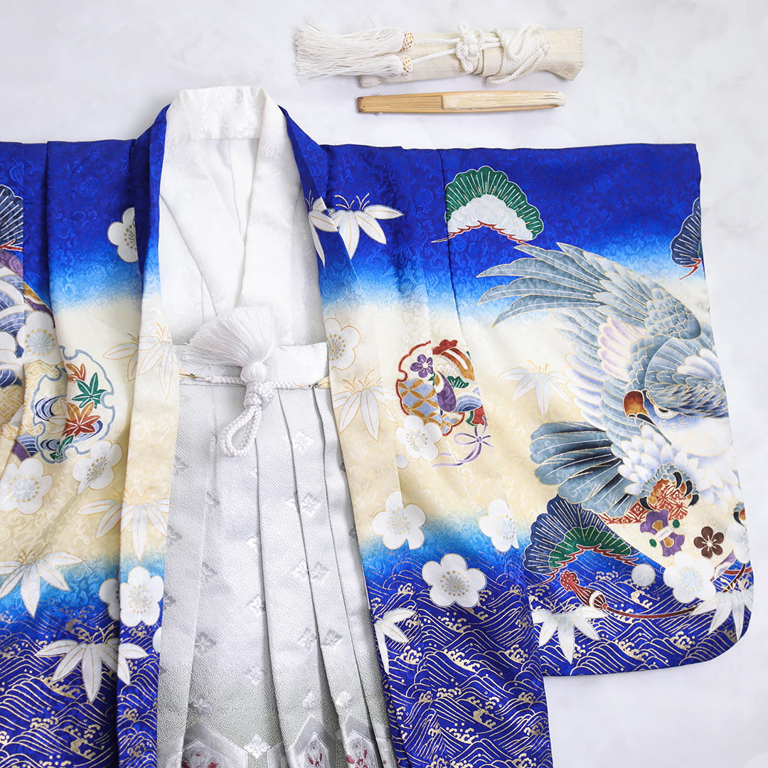 七五三　和装　着物　長岡　新潟　3歳　写真館　フォトスタジオ　神社　お参り　アニーズスタジオ　撮影　外出　袴　お被布　可愛い
