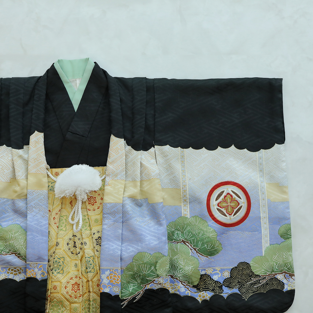 七五三　和装　着物　上越　新潟　3歳　写真館　フォトスタジオ　神社　お参り　アニーズスタジオ　撮影　外出　袴　お被布　可愛い