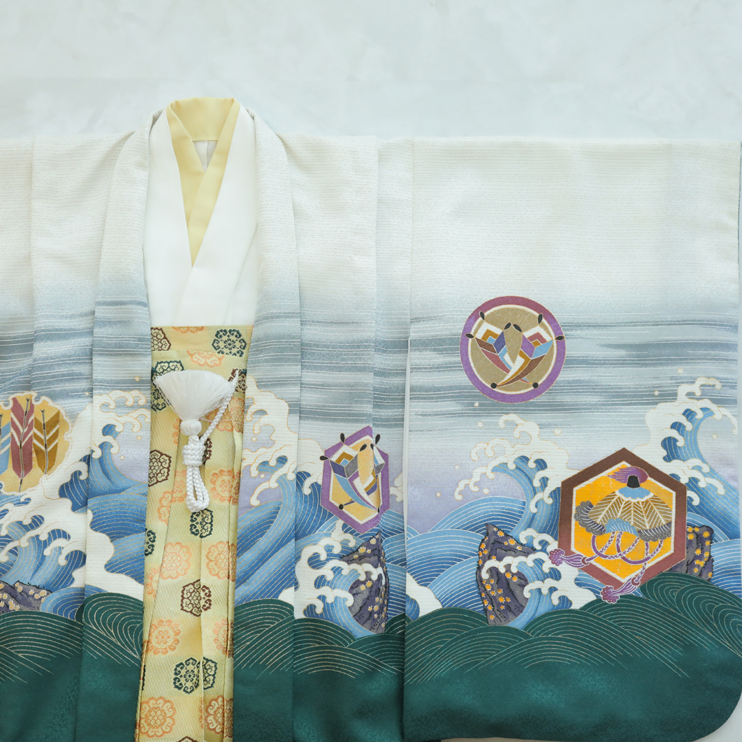 七五三　和装　着物　上越　新潟　5歳　写真館　フォトスタジオ　神社　お参り　アニーズスタジオ　撮影　外出　袴　可愛い　カッコいい