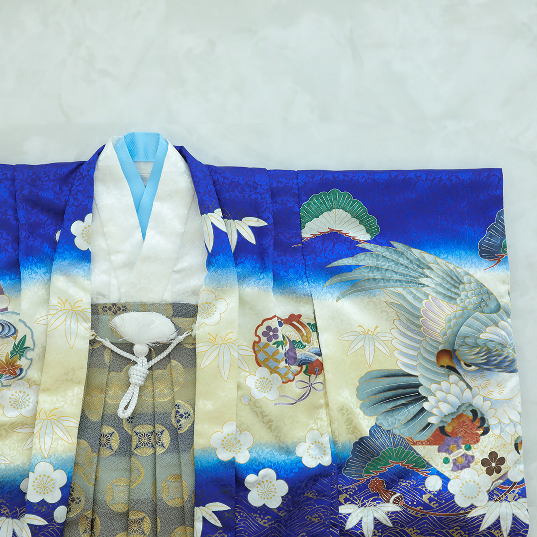 七五三　和装　着物　上越　新潟　3歳　写真館　フォトスタジオ　神社　お参り　アニーズスタジオ　撮影　外出　袴　お被布　可愛い