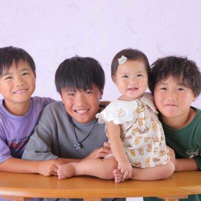 アニーズスタジオ　写真館　スタジオ写真館　フォトスタジオ　兄弟写真　記念　1歳お誕生日　記念撮影