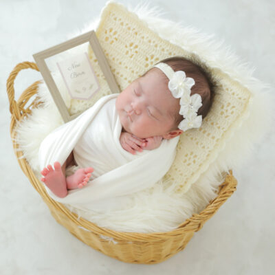 ニューボーン　ニューボーンフォト　新生児　おくるみ　フォトスタジオ　写真館　アニーズスタジオ上越館　赤ちゃん　