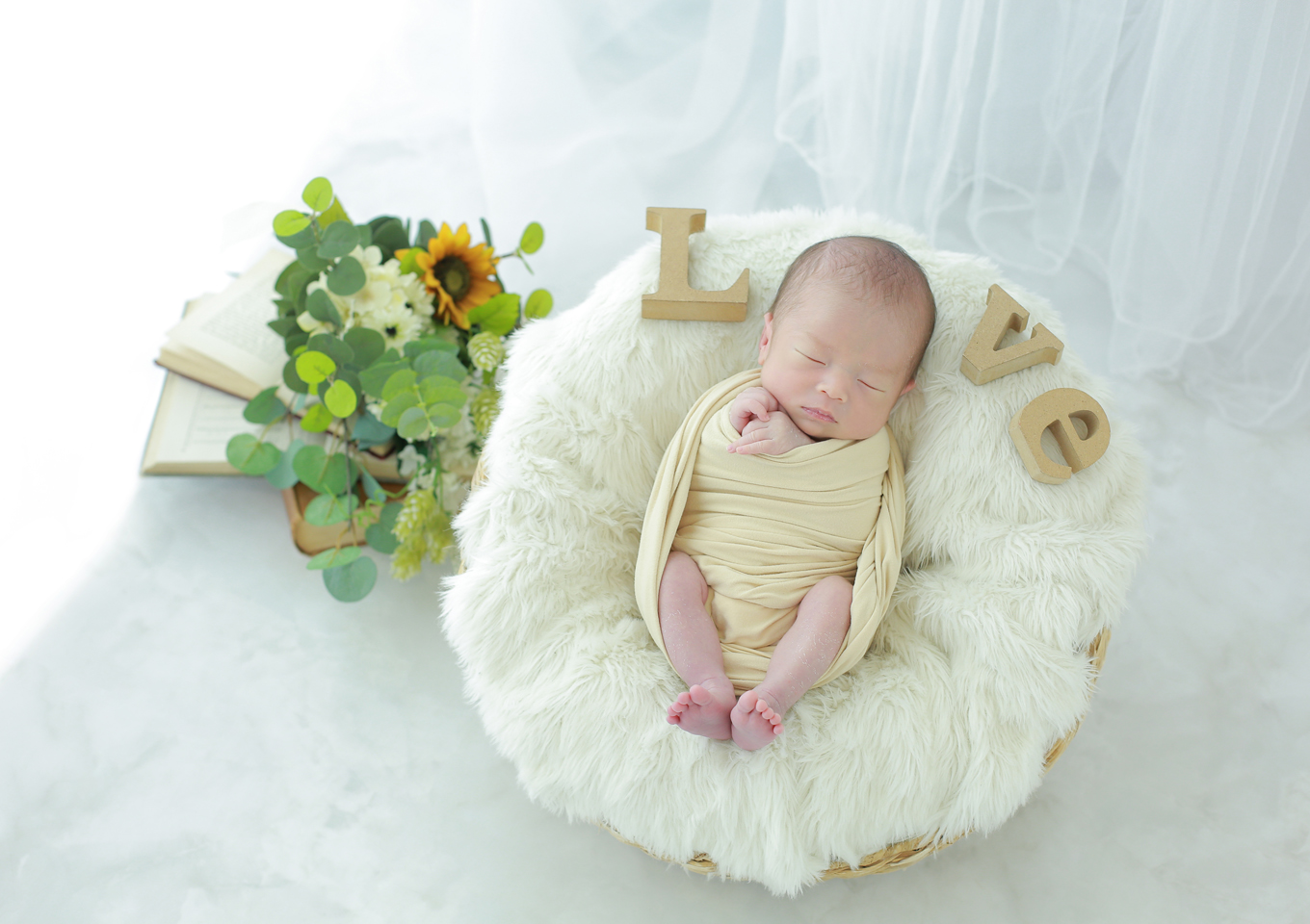 アニーズスタジオ　写真館　ニューボーンフォト　赤ちゃん　生後１か月