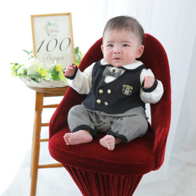 百日　100日　フォトスタジオ　写真館　赤ちゃん　記念写真